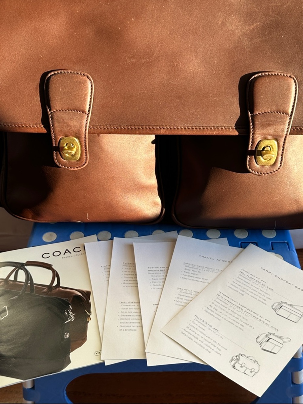 Vintage Coach Field Bag, Style 0594, in Mahogany - Picture 15 of 15